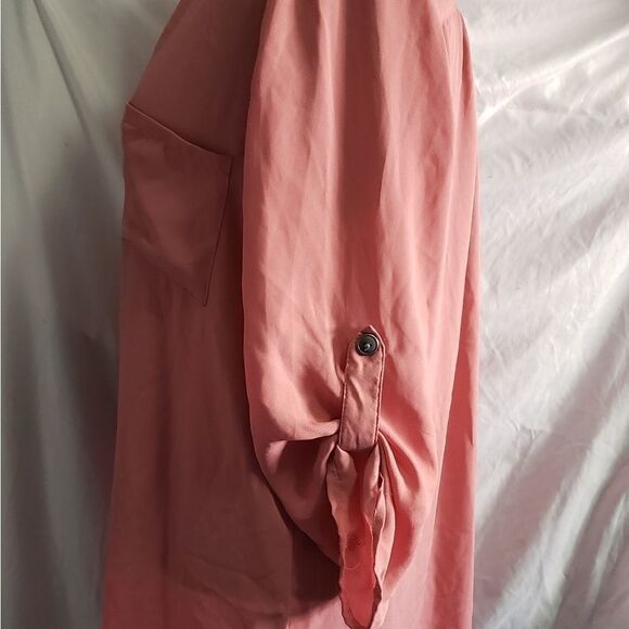 By Design Blouse Size Medium - Picture 3 of 4